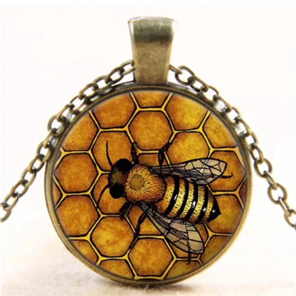 Bee brass glass necklace